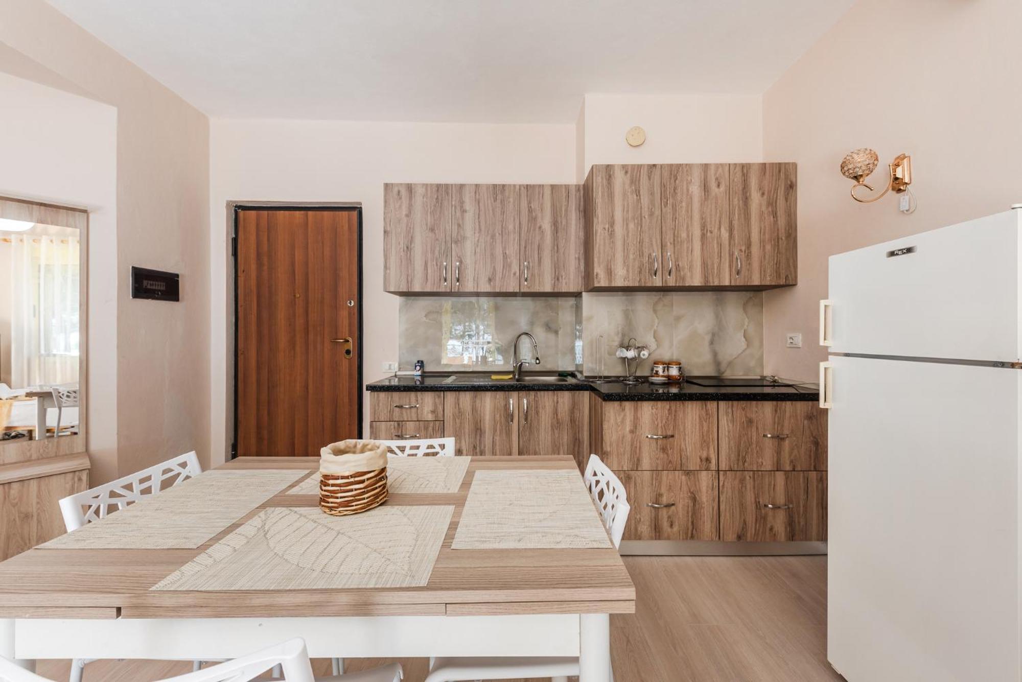 Apartamento Seaview Pine By Ps Durrës