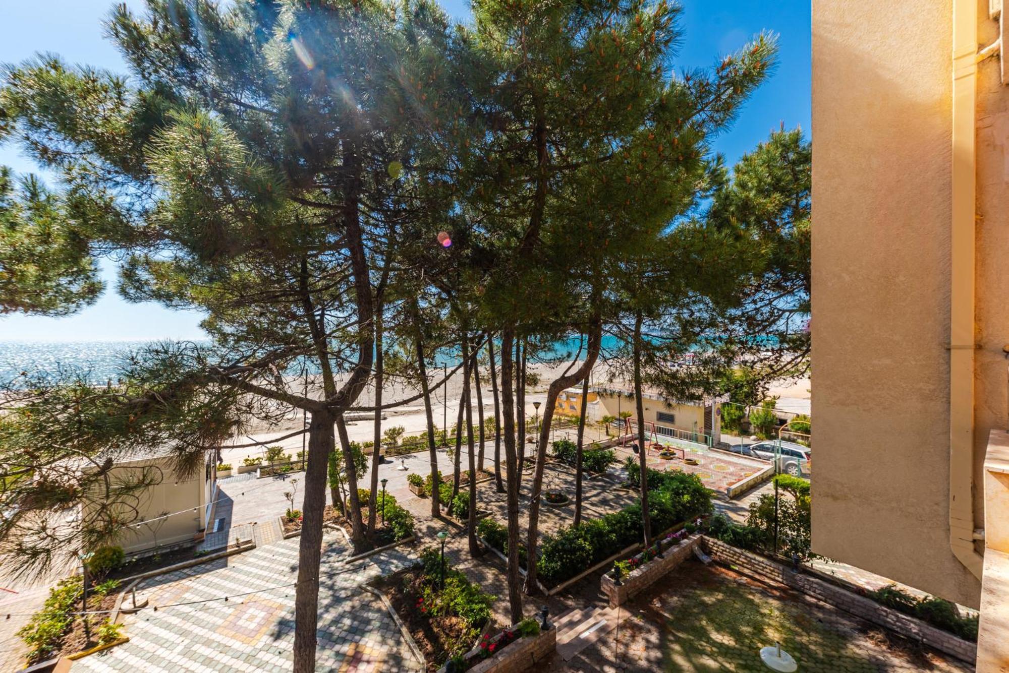 Seaview Pine By Ps